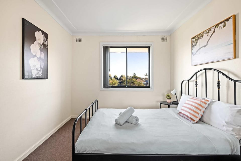 Comfy 2BR Base in Auburn - Easy Access Everywhere Apartment in Sydney