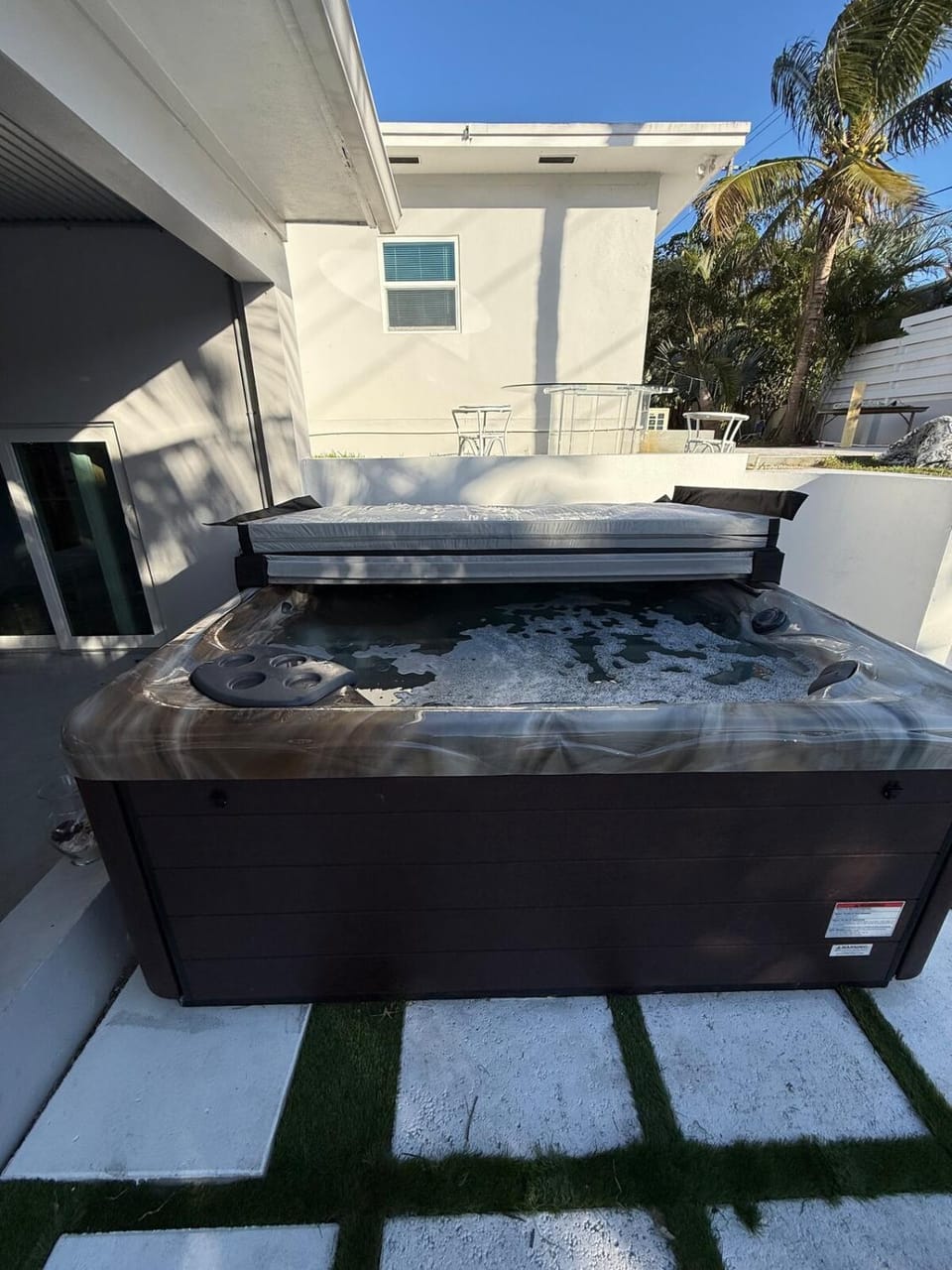 Patio, Hot Tub, Balcony/Terrace