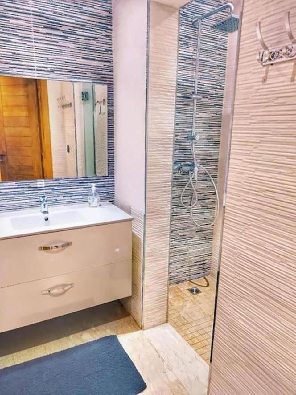 Shower, Bathroom