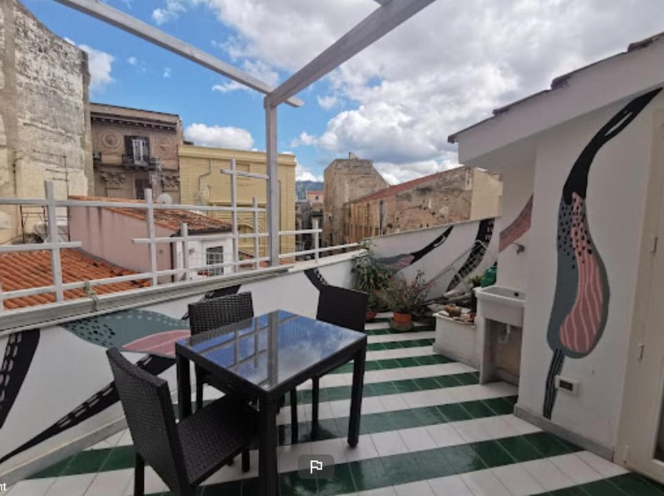 MojoCoHouse Bed and Breakfast in Palermo