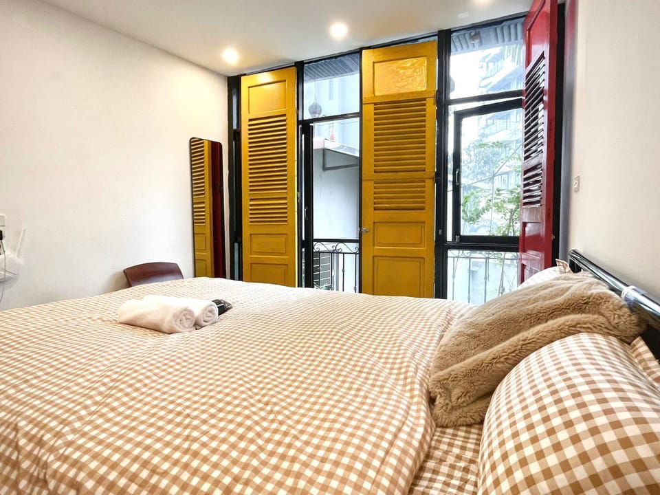 Bed, Balcony/Terrace, Photo of the whole room, Bedroom