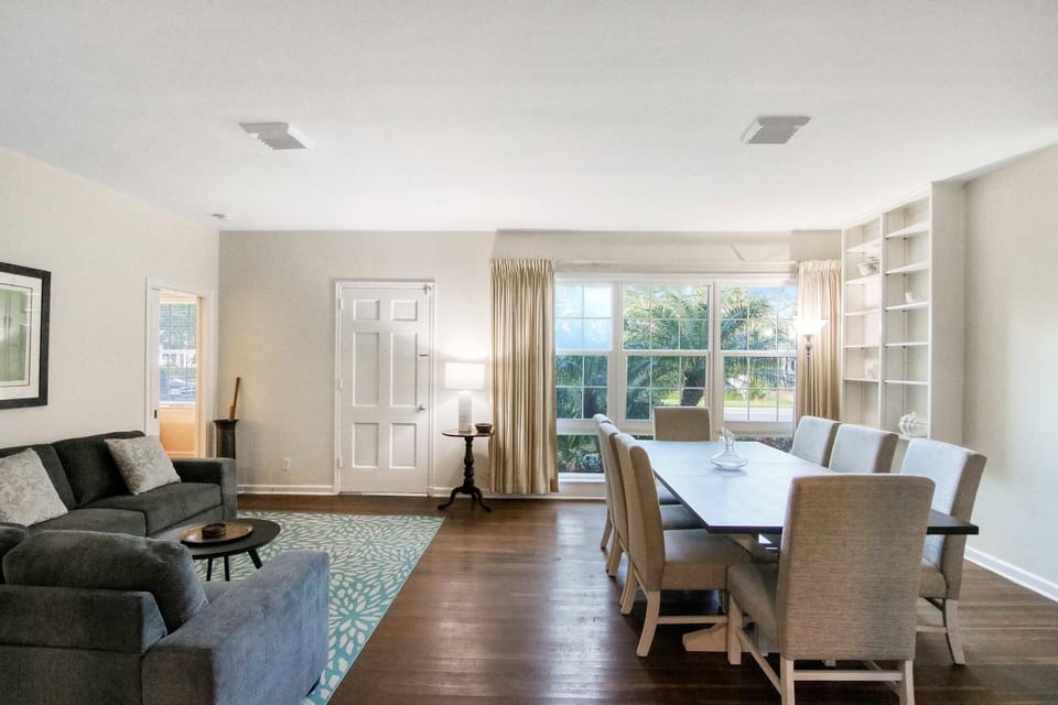 Sun Shells and Seaspray with Lanai House in Delray Beach
