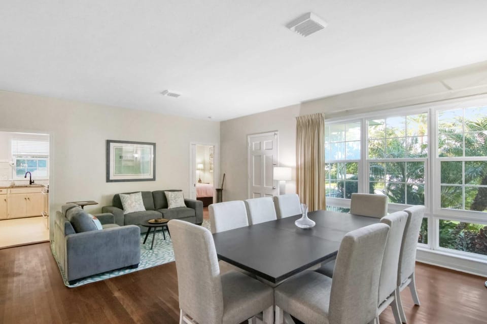 Sun Shells and Seaspray with Lanai House in Delray Beach