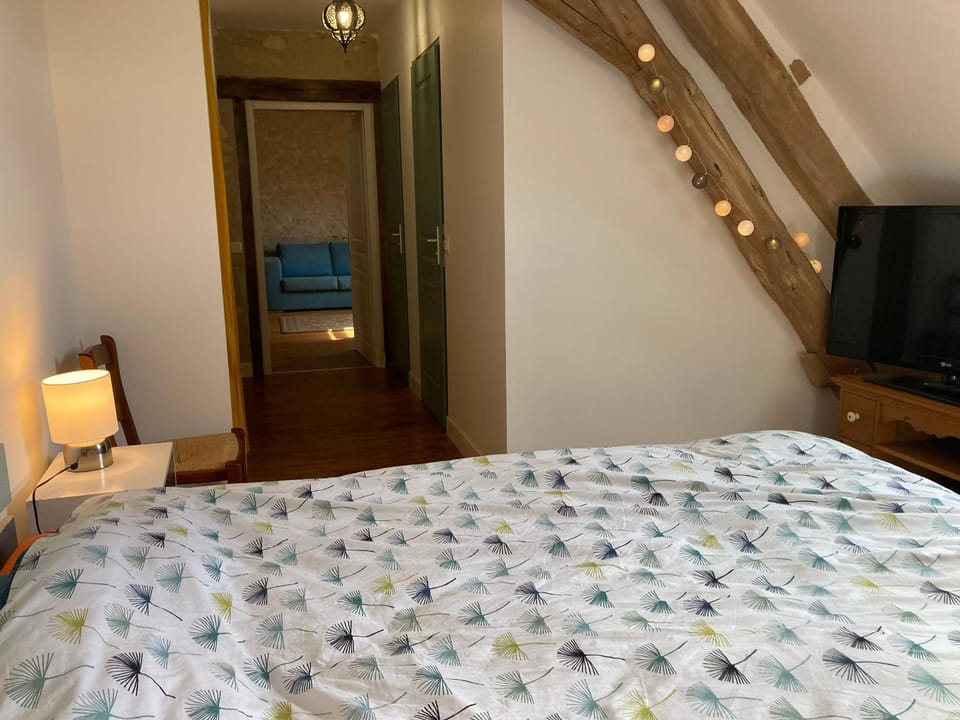 Maison typique en Berry avec fibre et cour privée - FR-1-591-746 House in Centre-Val de Loire