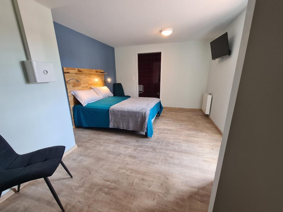 Gîte 3*-6 & 14 pers, rénové 2022, proche Châtre - FR-1-591-747 House in Centre-Val de Loire