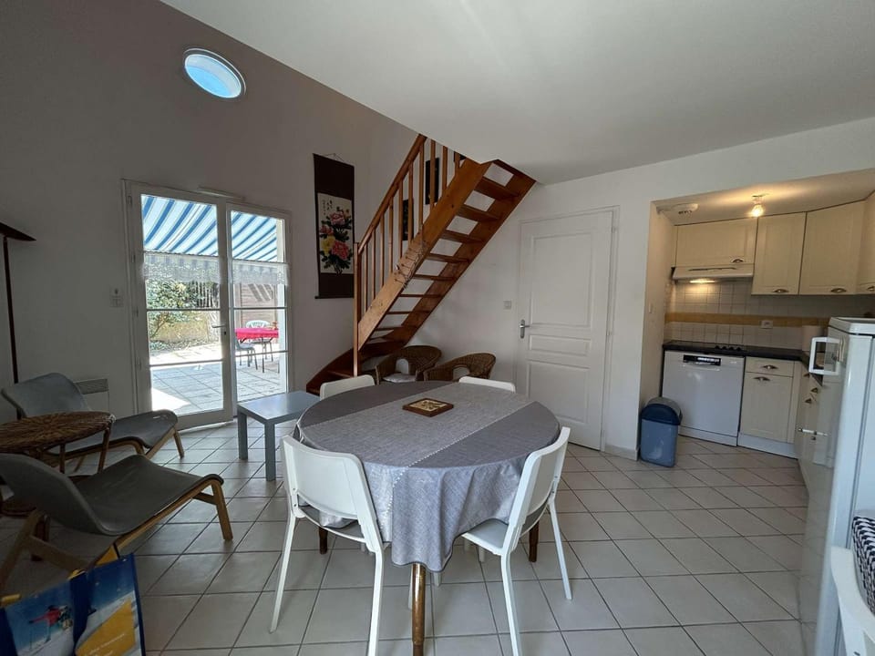Pavillon près de l'océan avec piscine chauffée sécurisée - FR-1-224C-355 House in Saint-Jean-de-Monts