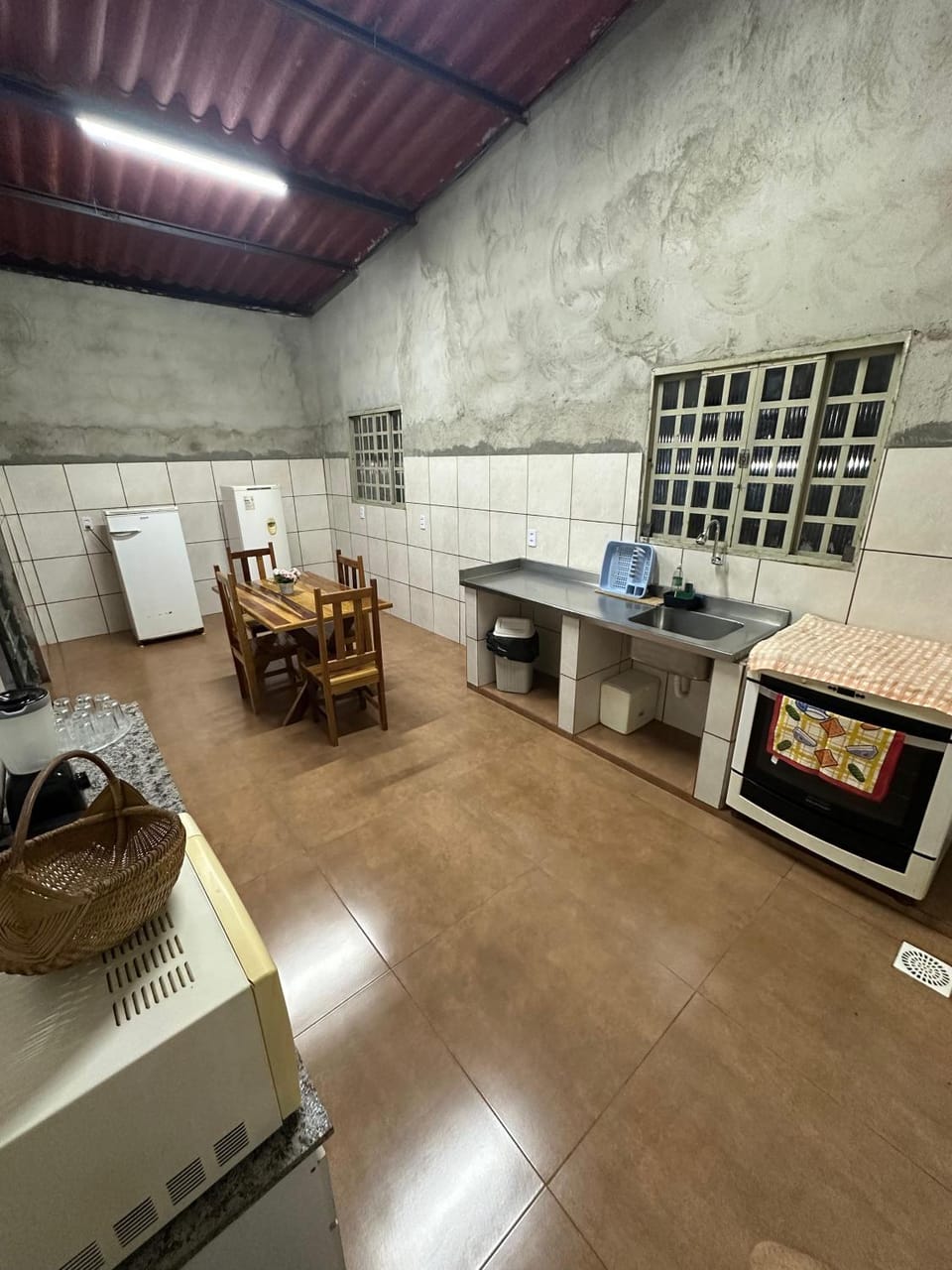 Kitchen or kitchenette