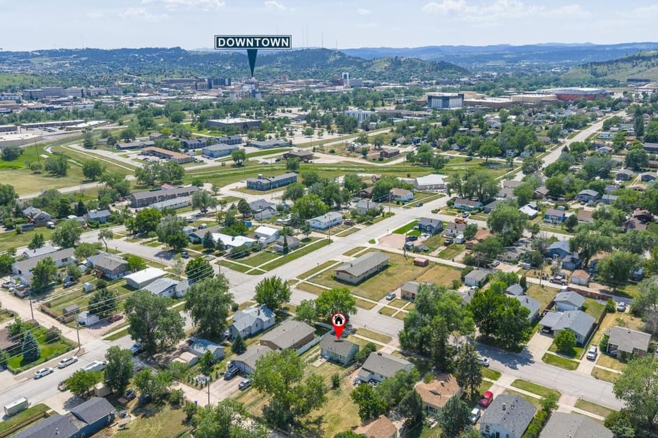 Neighbourhood, Bird's eye view