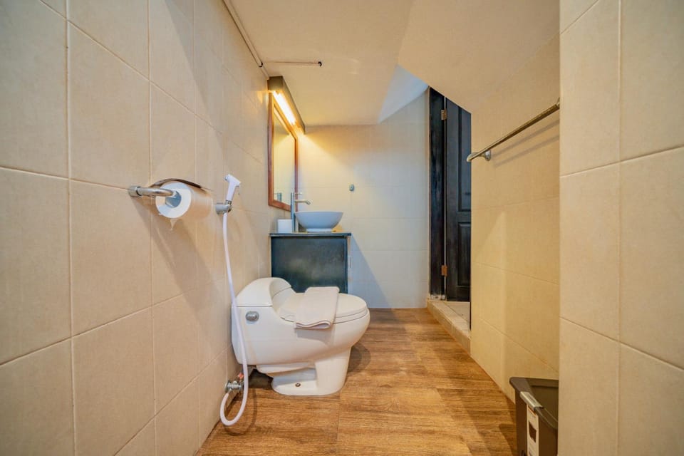 Toilet, Bathroom