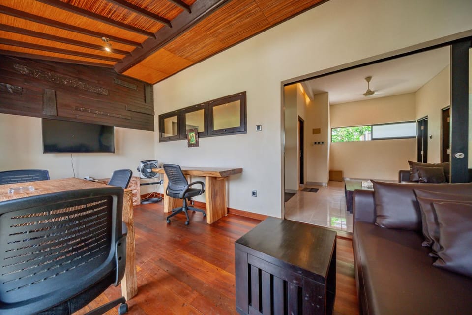 TV and multimedia, Seating area, Evening entertainment