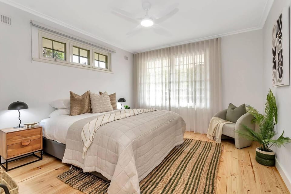 Bed, Other, Bedroom