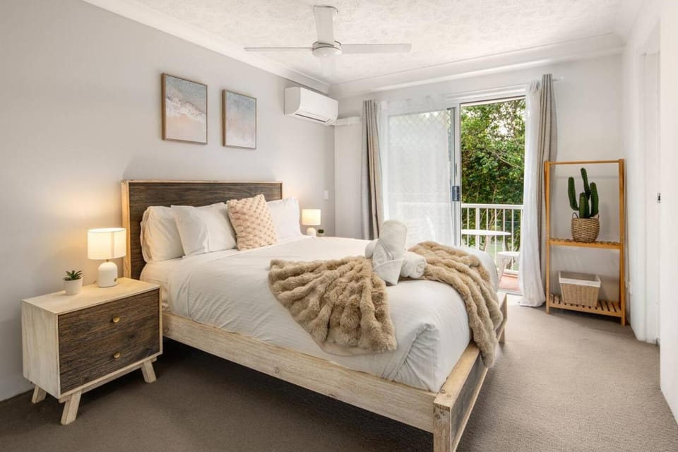 Bed, Other, Bedroom