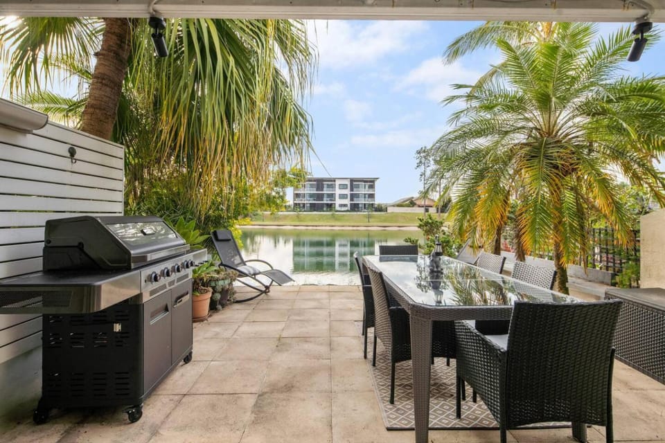 Patio, BBQ facilities, View (from property/room), Other, Lake view