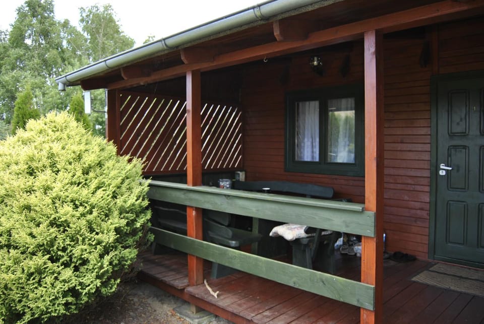 Facade/entrance, Balcony/Terrace