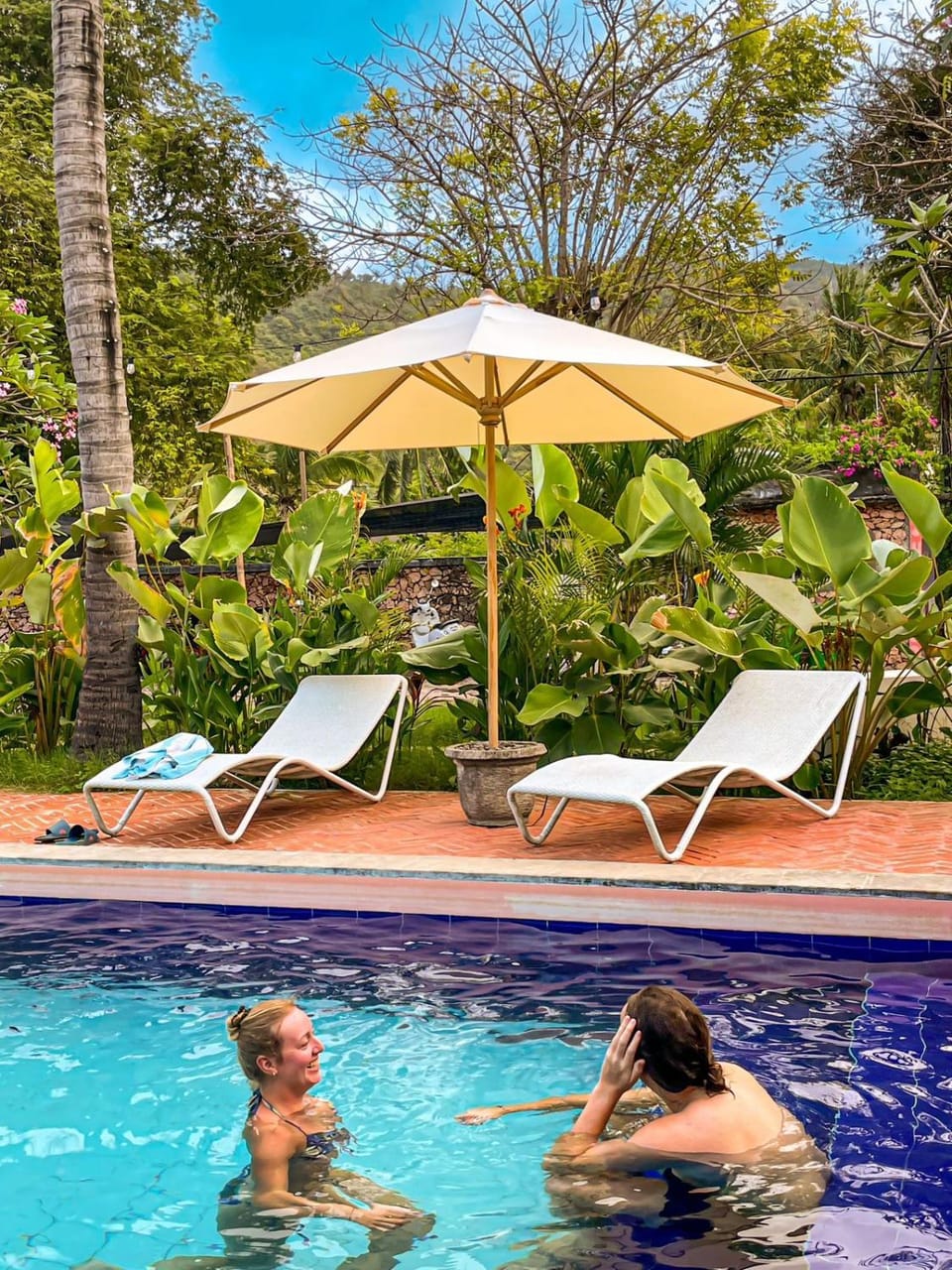 Swimming pool