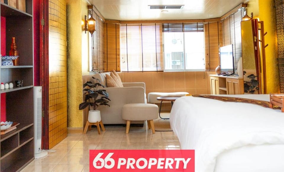 Lanna Art Studio in Nimman Mountain View & WiFi Apartment in Chiang Mai
