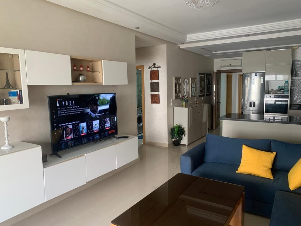 Communal lounge/ TV room, TV and multimedia, Kitchen or kitchenette, Living room, Seating area, Evening entertainment, minibar, oven