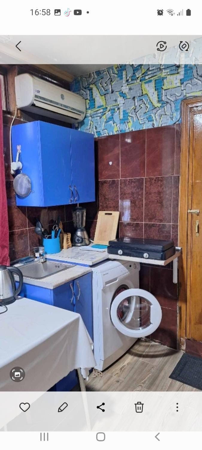 Apartmnet on Machabeli 20 Bed and Breakfast in Tbilisi, Georgia