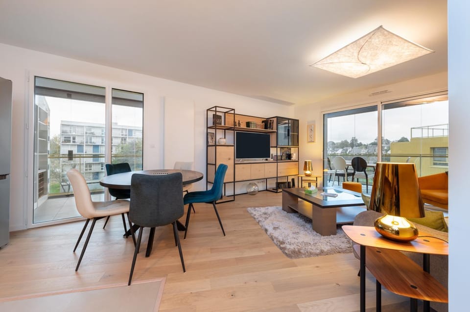 Property building, Living room