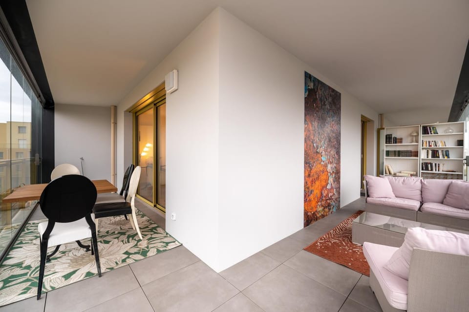 Property building, Living room