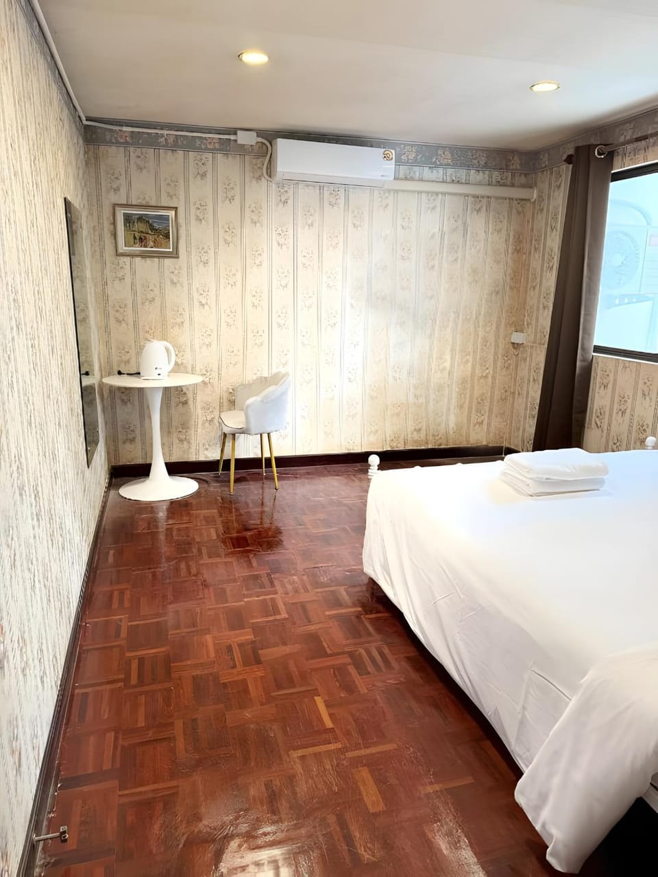 Stay On Sukhumvit Soi 11 - สเตย์ ออน สุขุมวิท 11 Apartment in Bangkok