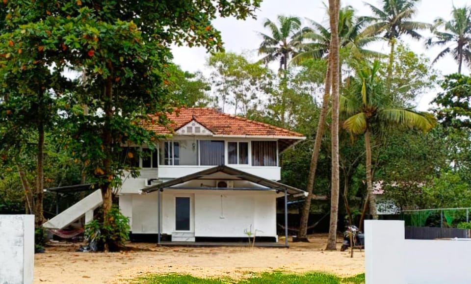 Property building, Day