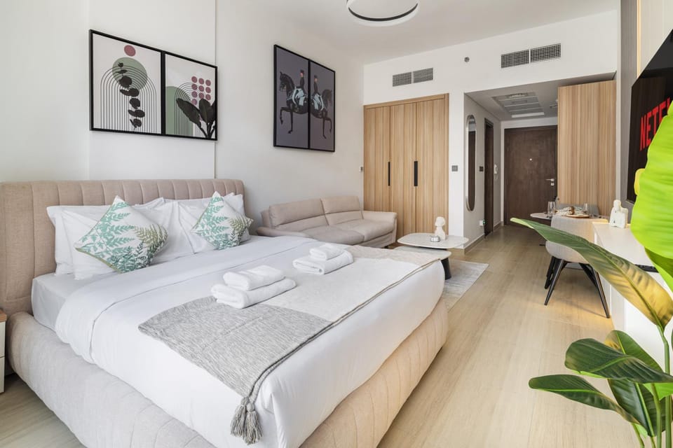 Luxurious JVC Studio Near Circle Mall & Parks Apartment in Dubai