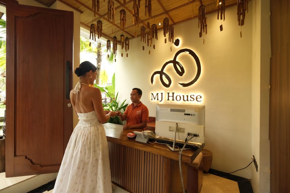 Staff, People, Lobby or reception