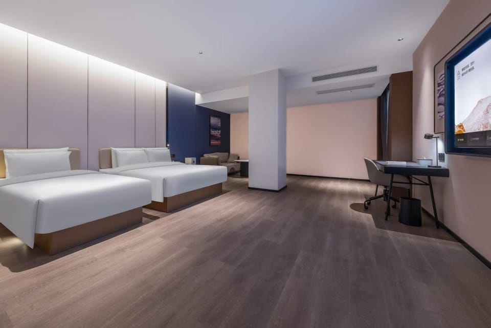 Atour Hotel Jinan Daming Hubei Park Avenue Hotel in Shandong