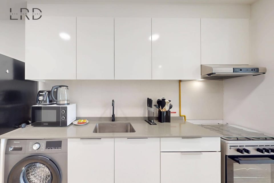 Chic and Aesthetic Studio! Move-In Ready Apartment in Dubai