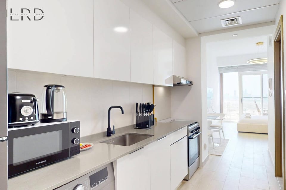 Chic and Aesthetic Studio! Move-In Ready Apartment in Dubai