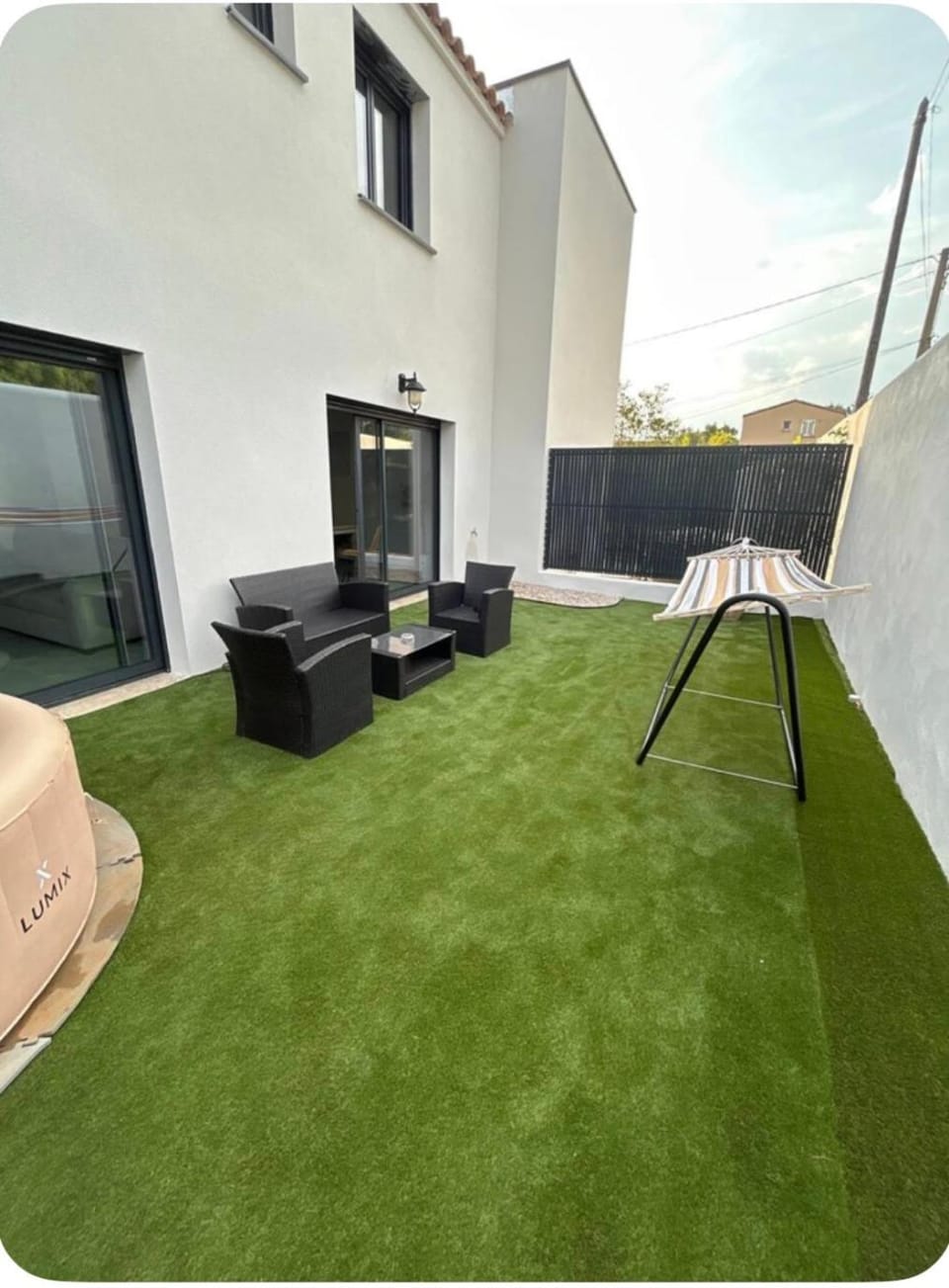 Patio, Day, Garden, Garden view