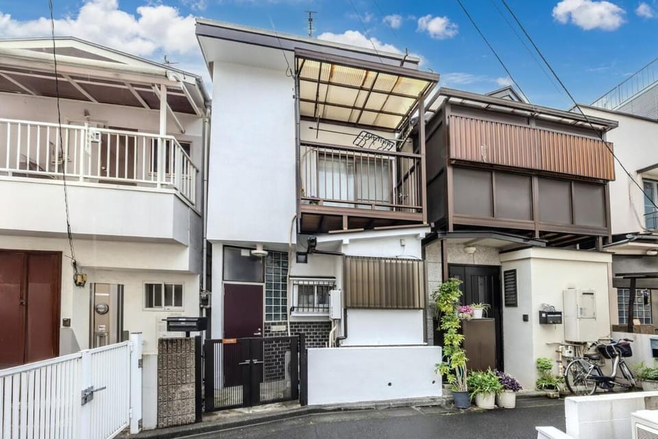 Sumire House Apartment in Shinjuku