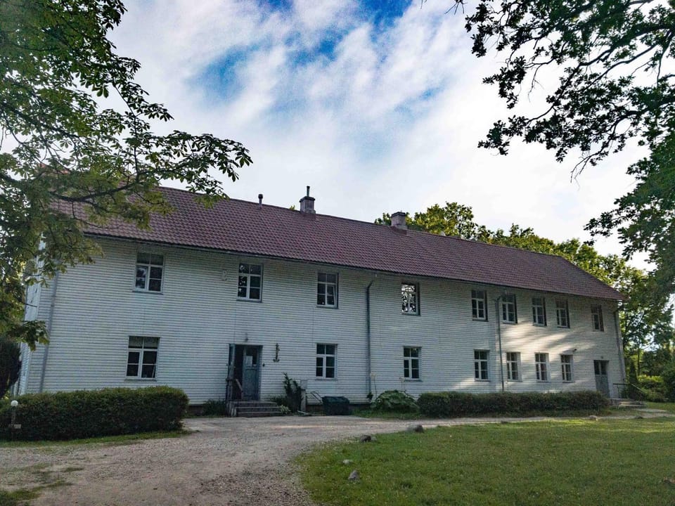 Glempings Mācītājmuiža Luxury tent in Latvia