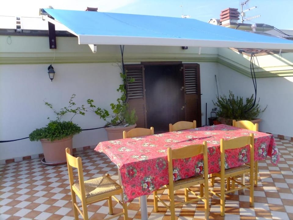 Attico con terrazza spaziosa vista mare 360 gradi Apartment in Roseto degli Abruzzi