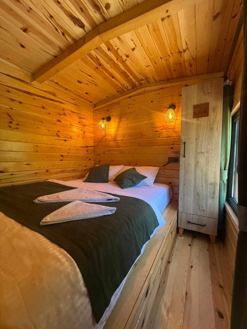 Bed, Photo of the whole room, Bedroom, bunk bed, wardrobe