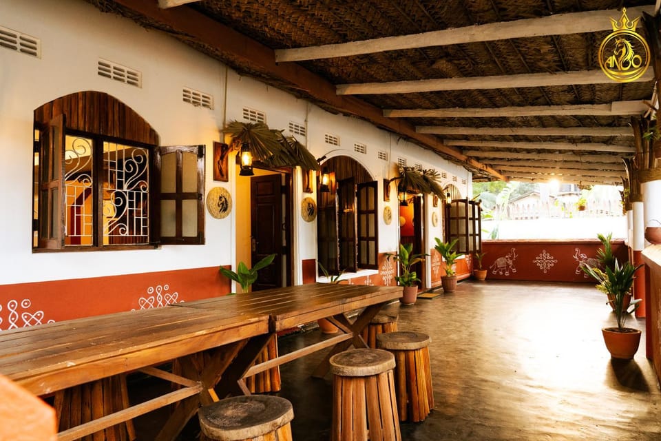 Restaurant/places to eat, Lounge or bar, Banquet/Function facilities, Drinks