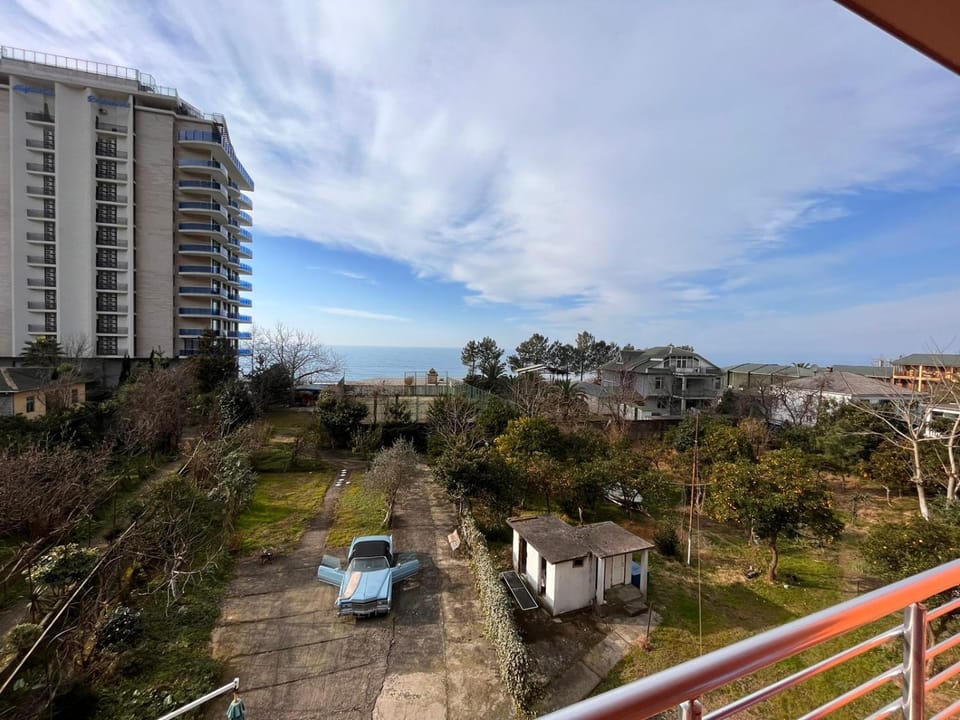 Kvariati - Guest House Bed and Breakfast in Batumi