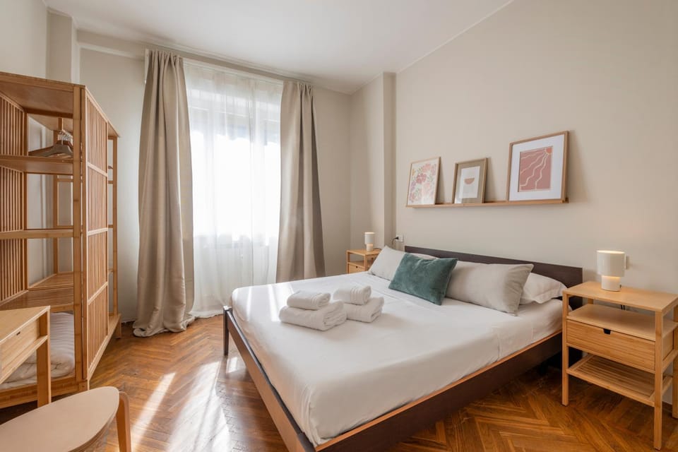 Bed, Photo of the whole room, Bedroom, towels, wardrobe