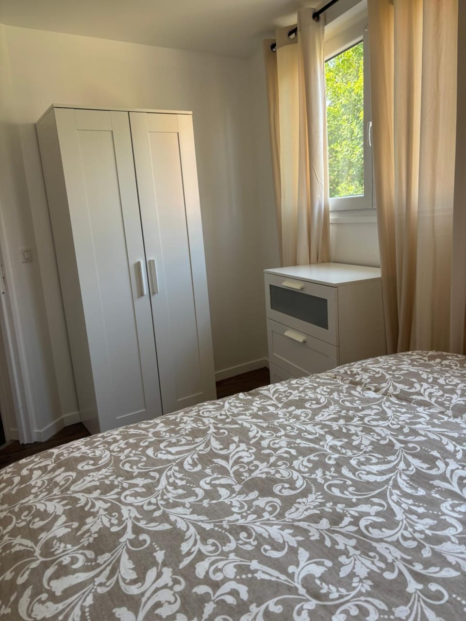 Logement spacieux à 15mn de Paris Apartment in Paris