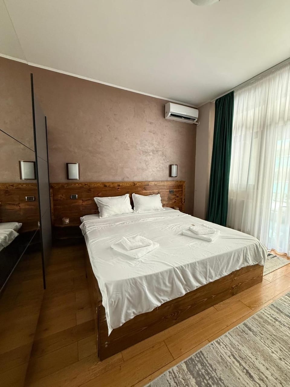 Lakeside apartament Mamaia Central Apartment in Constanta