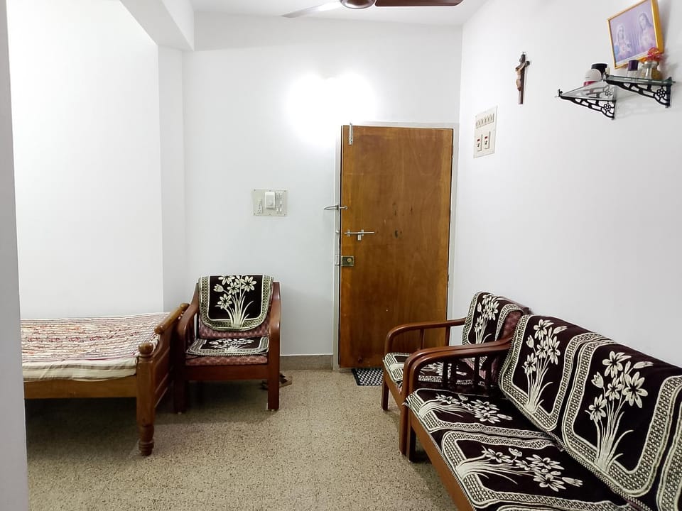 Alice's Cozy Abode Apartment in Karnataka