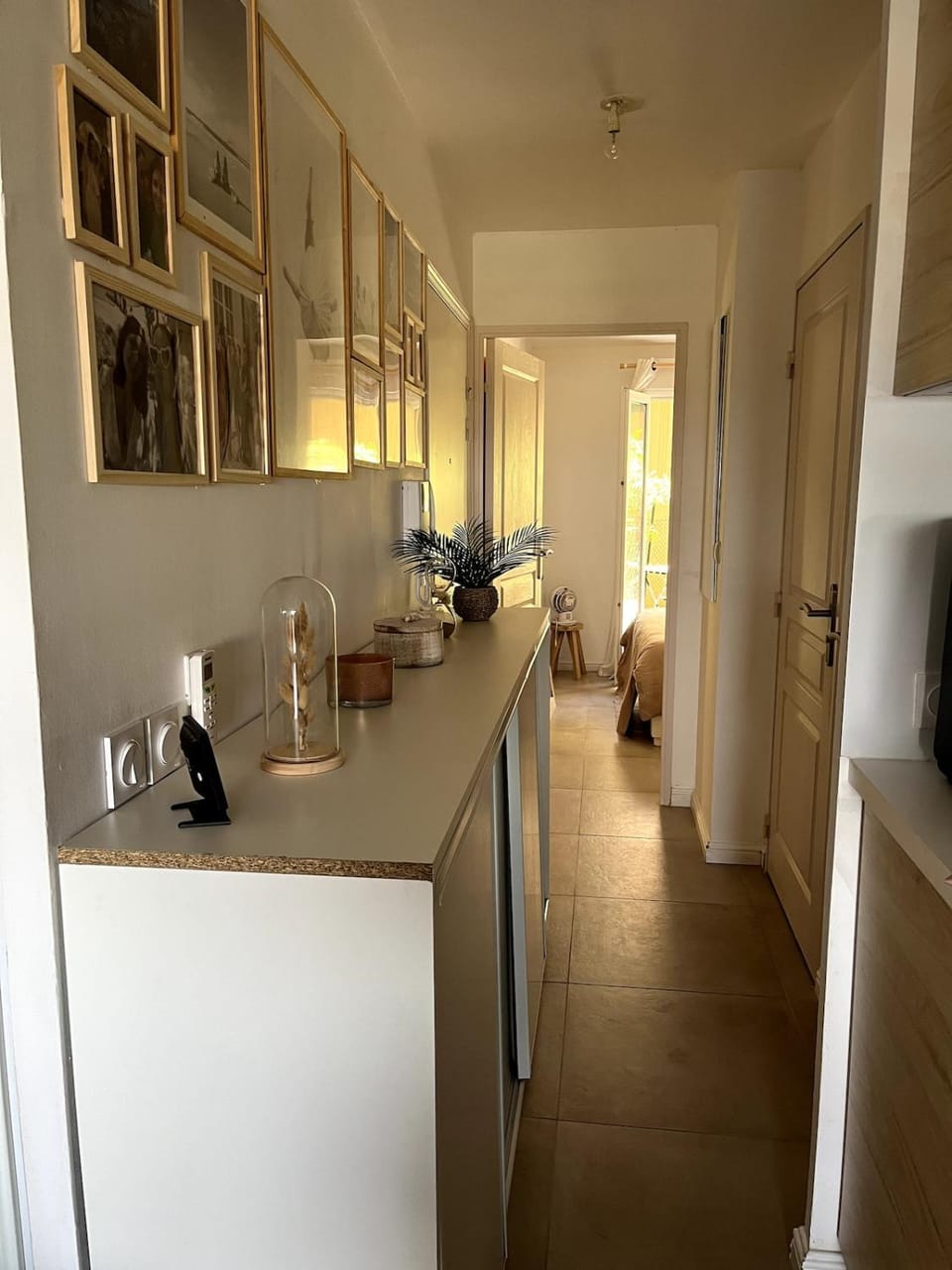 Appartement calme vue mer Apartment in French Riviera