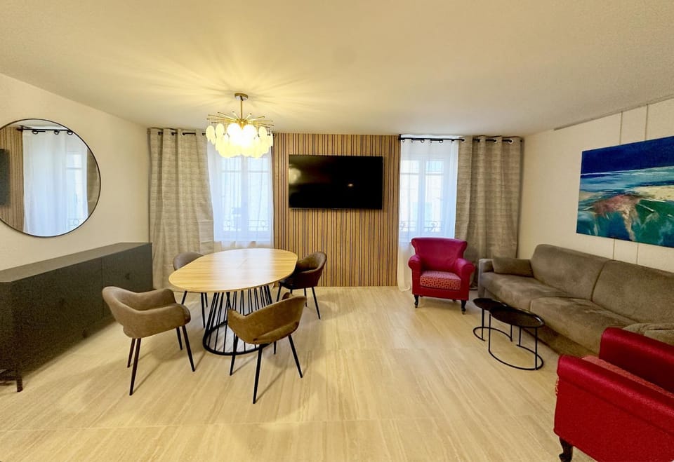 Elegant old port apartment Apartment in Cannes
