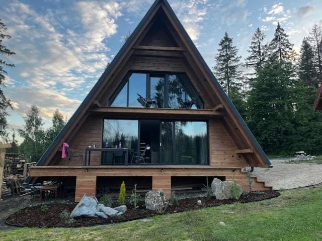 Property building, Natural landscape, Garden, Garden view