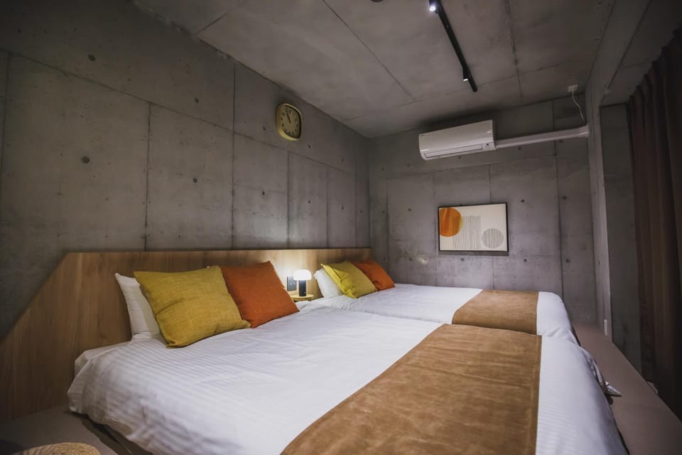 Bed, Bedroom, air conditioner
