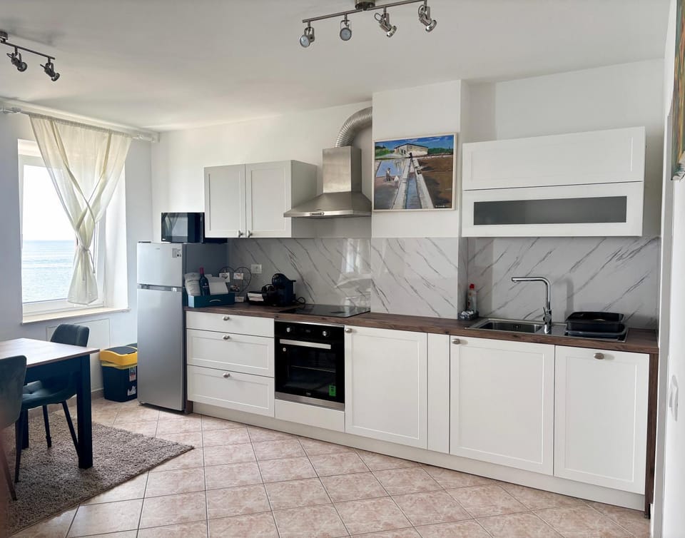 Blue Coast Ivo Apartment in Piran