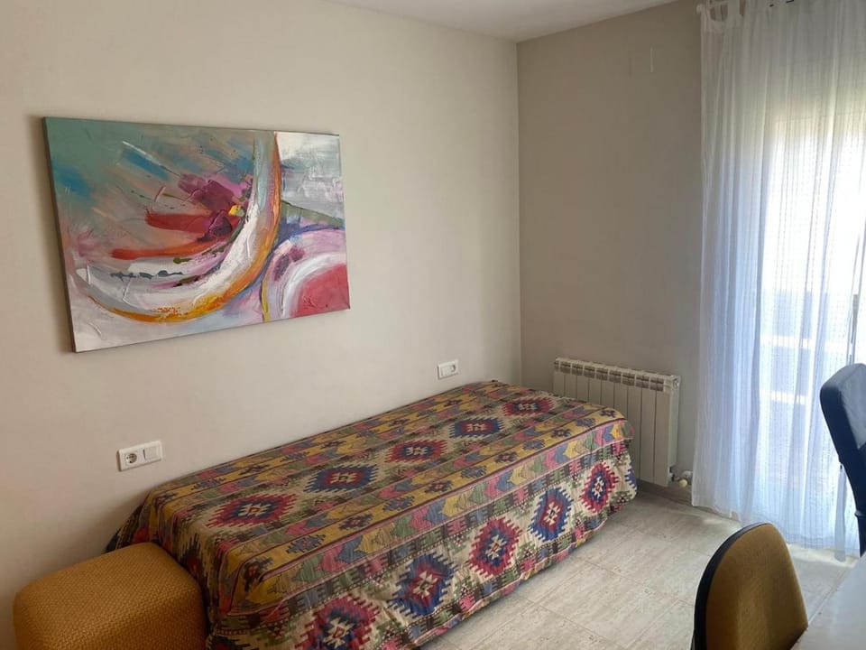 Adosado Familiar en Tamarit, Tarragona, España House in Tarragonès