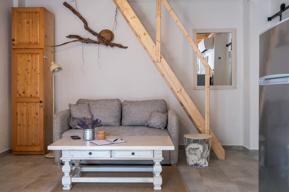 Living room, Seating area, wardrobe