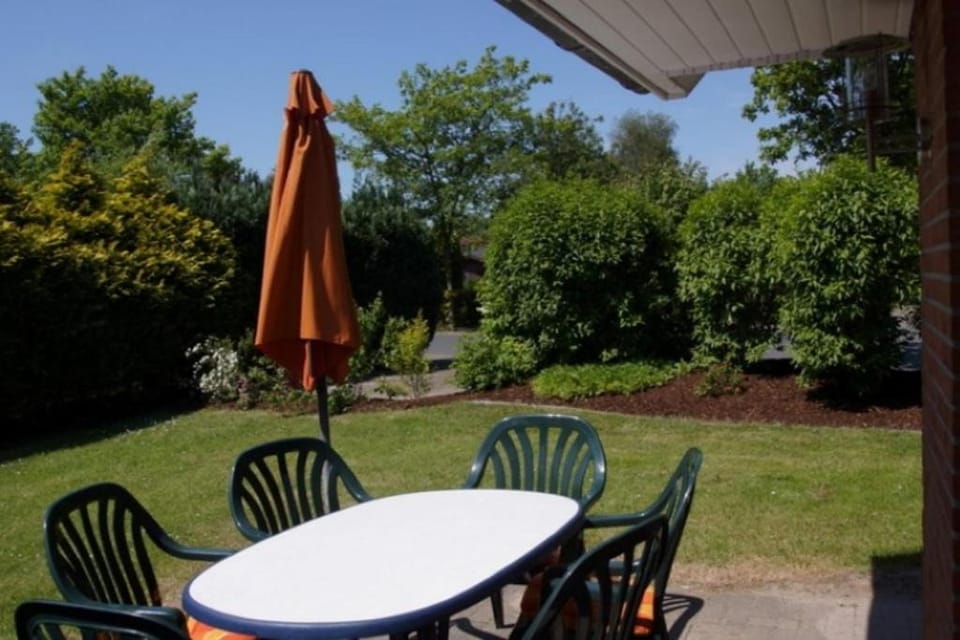 Garden, Garden, Balcony/Terrace